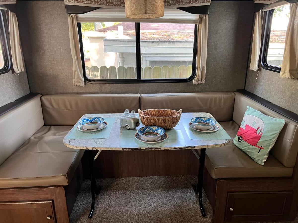 Rv Camper Paradise On The Wheels In Clearwater Beaches Largo Zewnętrze zdjęcie
